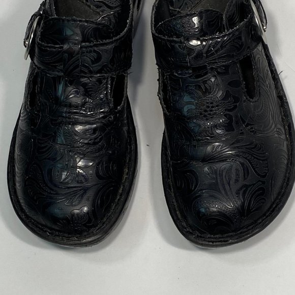 BOC Born Concepts Black Floral Buckle Backless - Picture 5 of 10